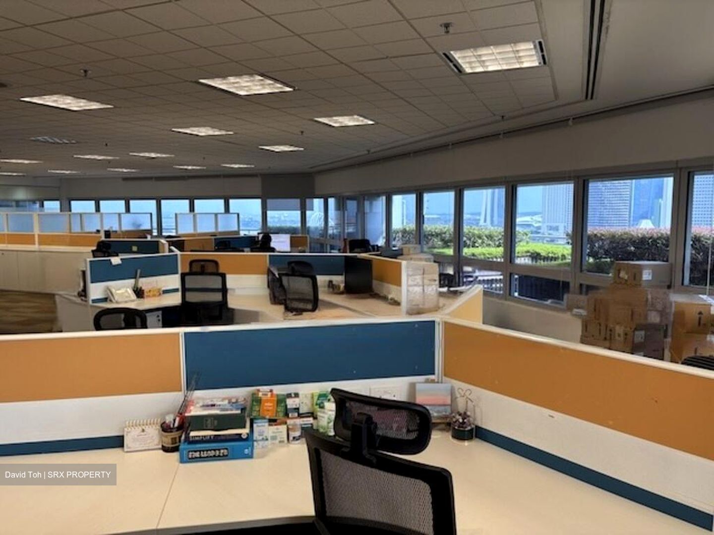Nicoll Highway MRT (D1), Office #472638041